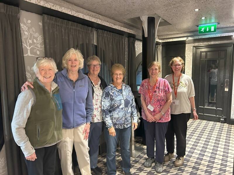 Sisters x 3 sets at dinner 5th September 2025